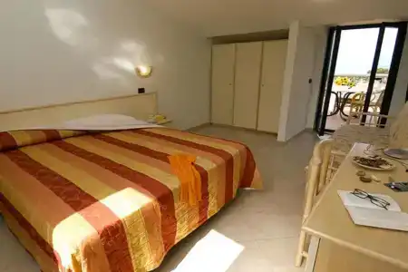 Eden - 42