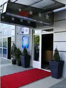 Happy Star Club - 0
