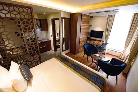 Connaught Royale Delhi - 102