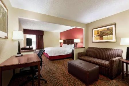 Hampton Inn - 52