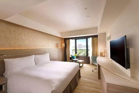 DoubleTree by Hilton Okinawa Chatan Resort - 56