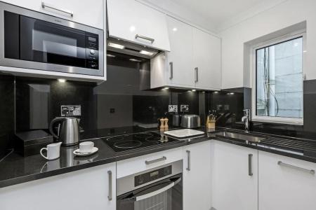 Queensgate Court - 232
