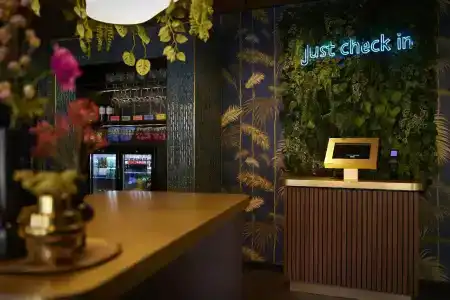 Auberge Du Bonheur - 12