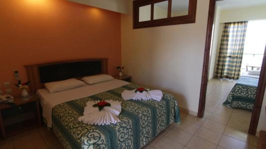 Dodeca Sea Resort - 51