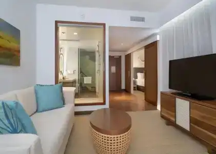 Hyatt Centric Waikiki Beach - 79