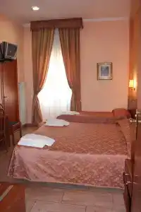 Aristotele - 77