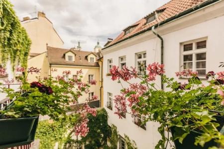 Prague Siesta - 173
