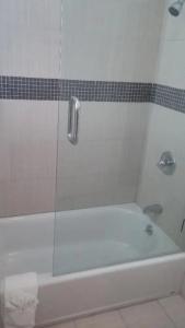 Rio Vista Inn & Suites - 55