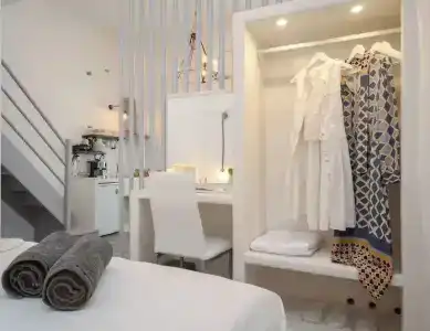 Venetian Suites - 29