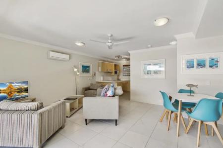 Noosa River Palms - 222