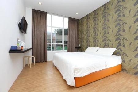 1 Taman Connaught - 36