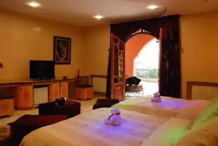 Riad Noumidya - 21