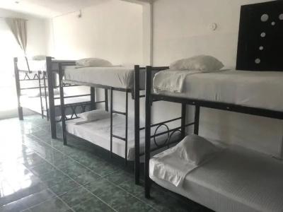 Emotion & Hostal - 22