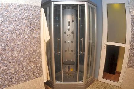 Royal Penguin Boutique & Spa - 161