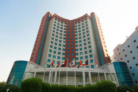 Crown Palace & Suites - 0