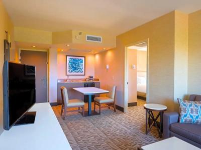 Hilton Phoenix Airport - 73