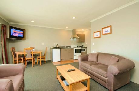 Tower Lodge - 28