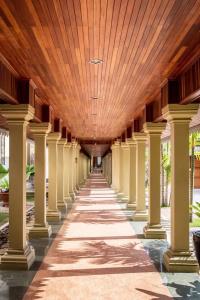 Empress Angkor Resort & Spa - 12