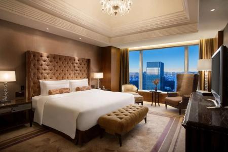 Shangri-La Tokyo - 4