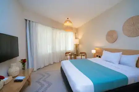 Redcon Suites - 275