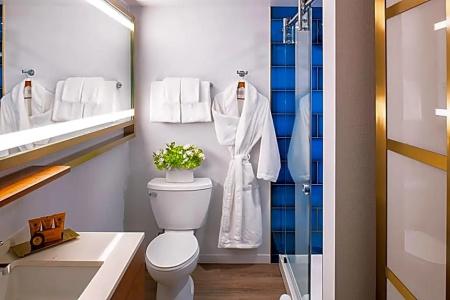 Le Meridien Essex Chicago - 45