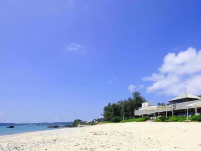 & Restaurant On the Beach Lue - 16