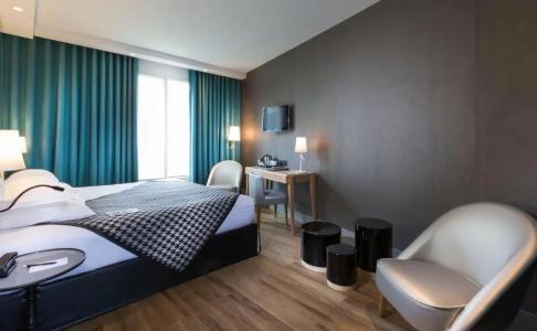 Acanthe - Boulogne Billancourt - 81