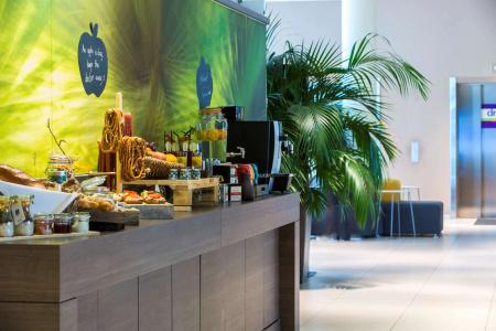 Park Inn by Radisson Linz - 1