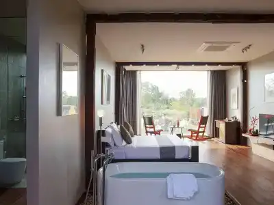 Nhapha Khaoyai - 1