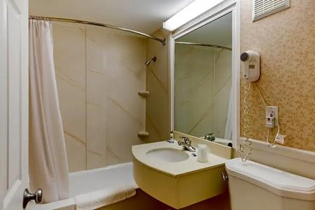 Ogunquit and Suites - 63