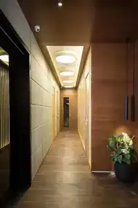 Dominic Smart & Luxury Suites - Parliament - 13