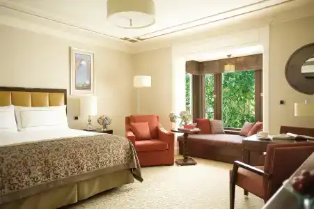 Four Seasons Istanbul at the Bosphorus - 32