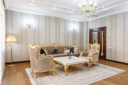Royal Residence - 155