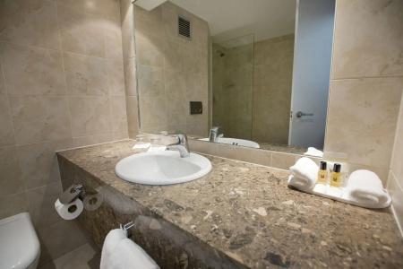 Copthorne - 12