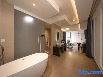 Pure Comfort Inn - 118