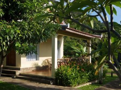 Q Bungalows - 15