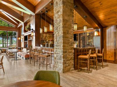Hampton Inn & Suites - 33