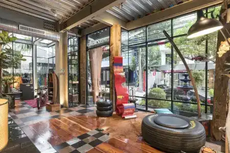 Mestyle Garage - 1