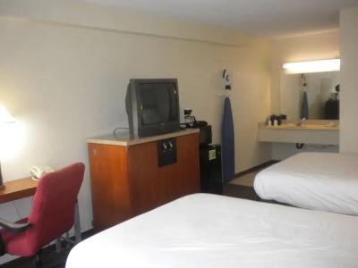 Dunes Inn - 10