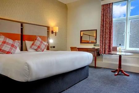 Best Western Plough & Harrow - 69