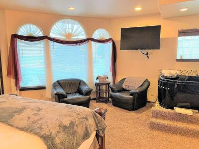 Breakers Boutique Inn - 102