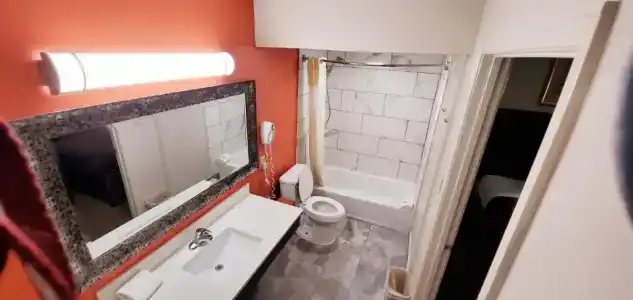 Executive Inn - 18