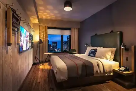 Moxy Osaka Shin Umeda - 4