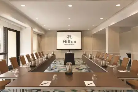 Hilton Miami Airport Blue Lagoon - 20