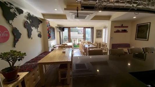 ViaVia boutique - - 28
