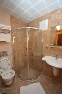 Saray - 8