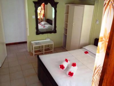 Beau Vallon Bungalows - 13