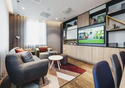 Holiday Inn - Eindhoven Airport - 1