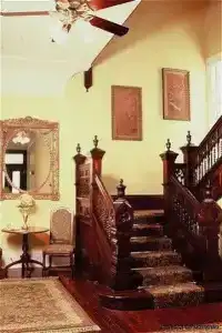 The Queen Anne - 34