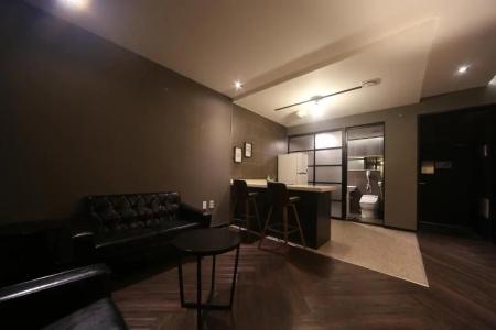 Beomil Brown Dot - 136